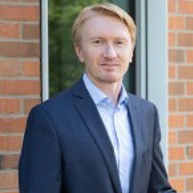 Portrait PD Dr. Christian Schmelzer